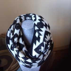 Navajo Infinity scarf